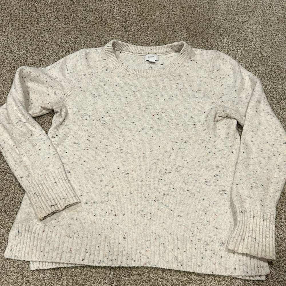 Old navy sweater